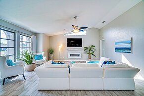 Cape Coral Home w/ Heated Pool, Dock & Gulf Access