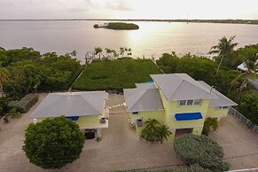 Luxury Key Largo Home w/ Guest House & Pool!