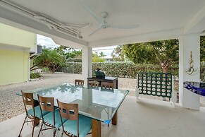 Luxury Key Largo Home w/ Guest House & Pool!