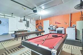 Largo Oasis w/ Pool & Grill: 10 Min to Beach!