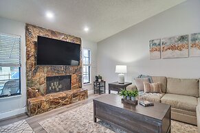 Largo Oasis w/ Pool & Grill: 10 Min to Beach!