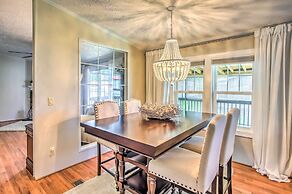 Murrells Inlet Home w/ 2 Screened-in Porches!
