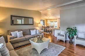 Murrells Inlet Home w/ 2 Screened-in Porches!