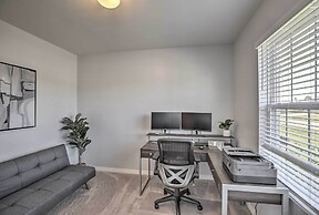 3 Mi to Beach: Cape Coral Home w/ Heated Pool