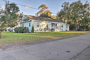 Murrells Inlet Home w/ Fire Pit: Near Beaches