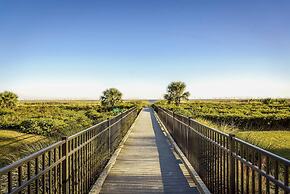 Oceanfront Hilton Head Island Condo w/ Pool!