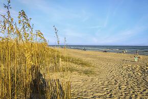 Oceanfront Hilton Head Island Condo w/ Pool!