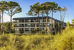 Oceanfront Hilton Head Island Condo w/ Pool!