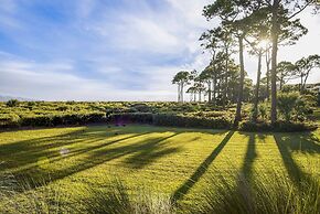 Oceanfront Hilton Head Island Condo w/ Pool!