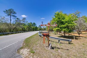 Fire Pit & Boat Dock: Peaceful Dunnellon Cabin!