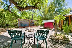 Fire Pit & Boat Dock: Peaceful Dunnellon Cabin!