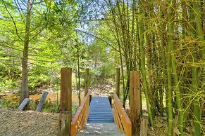 Fire Pit & Boat Dock: Peaceful Dunnellon Cabin!