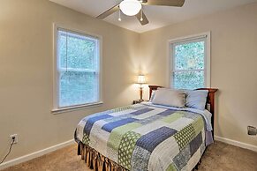 Pet-friendly Home. Short Walk to Scenic Overlook!
