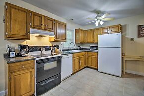 Pet-friendly Home. Short Walk to Scenic Overlook!