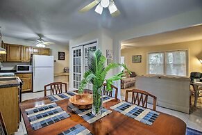 Pet-friendly Home. Short Walk to Scenic Overlook!