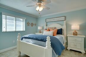 Naples Paradise w/ Grill, 1 Mi to Vanderbilt Beach