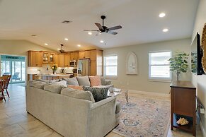 Naples Paradise w/ Grill, 1 Mi to Vanderbilt Beach