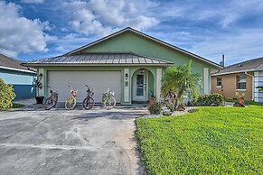 Naples Paradise w/ Grill, 1 Mi to Vanderbilt Beach