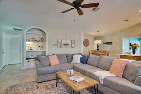 Naples Paradise w/ Grill, 1 Mi to Vanderbilt Beach