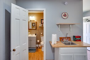 Saint Helena Island Getaway w/ Marsh Views!