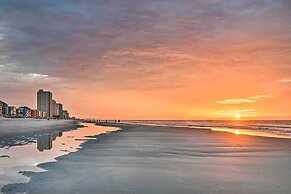 Oceanfront Condo w/ Furnished Deck & Views!