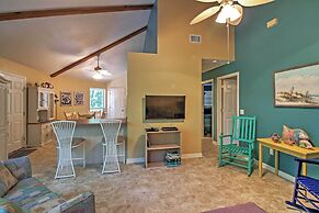 Santa Rosa Beach Bungalow 5 Mi to the Gulf Shore!