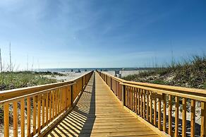 Resort Condo w/ Patio - Walk to Folly Field Beach!