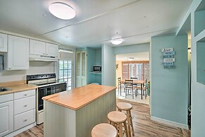 Peaceful Satsuma Escape w/ Dunns Creek Access