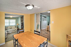 Peaceful Satsuma Escape w/ Dunns Creek Access