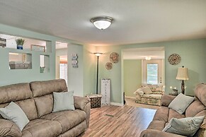 Peaceful Satsuma Escape w/ Dunns Creek Access