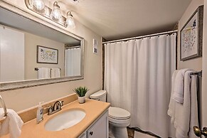 Resort Condo With Balcony & Stunning Ocean Views!