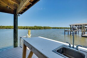 Riverfront Port Orange Home w/ Dock & Slip!