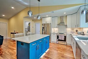 Sea Pines Resort Escape w/ Deck ~ 2 Mi to Beach!
