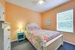 Pet-friendly Gem w/ Yard & Pool Access in Sebring
