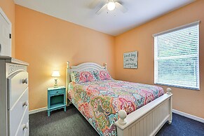 Pet-friendly Gem w/ Yard & Pool Access in Sebring