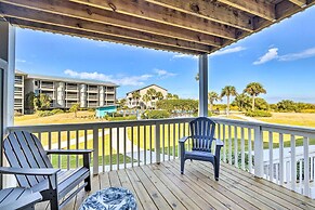 St Helena Island Condo w/ Pool & Beach Access!