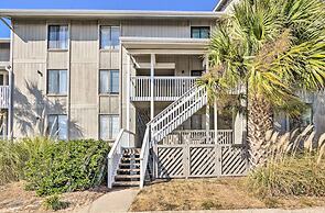 St Helena Island Condo w/ Pool & Beach Access!