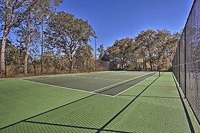 Retreat w/ Pool: 25 Mi to Disney