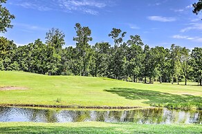 River Oaks Golf Course Condo ~ 4 Mi to Beach!