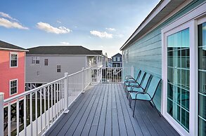 Spacious Murrells Inlet Hub w/ Pool, Walk to Shore
