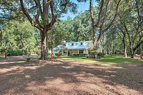 Serene Old Town Getaway Near Suwannee River!