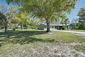 Spacious Arcadia Escape Near Public Boat Ramp