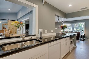 Spacious Arcadia Escape Near Public Boat Ramp