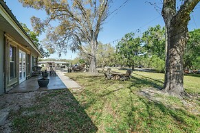 Spacious Arcadia Escape Near Public Boat Ramp