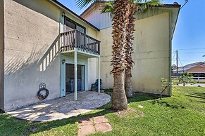 Stylish Bayfront Townhome < 10 Mi to Beach!