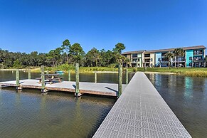 Stylish Bayfront Townhome < 10 Mi to Beach!
