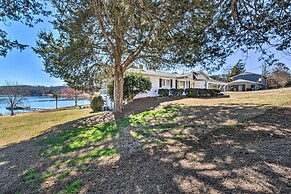 Stunning Seneca Home w/ Lake Keowee Access!