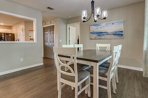 Sunny Pensacola Home w/ Fire Pit & Gas Grill!