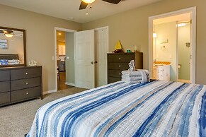 Sunny Pensacola Home w/ Fire Pit & Gas Grill!