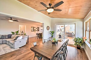 Townville Lake House w/ Private Dock, Kayaks!